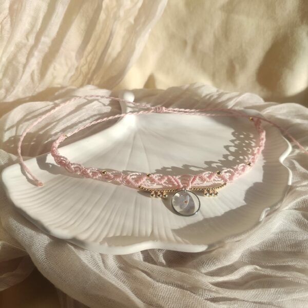 Naszyjnik choker z niezapominajką - obrazek 2